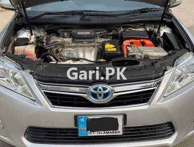 Toyota Camry Hybrid 2014 for Sale in Lahore