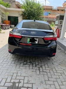 Toyota Corolla GLi 2018 for Sale in Gujrat
