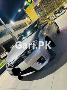 Toyota Corolla GLi Automatic 1.3 VVTi 2016 for Sale in Gujrat