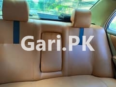 Toyota Corolla 2.0 D 2004 for Sale in Lahore
