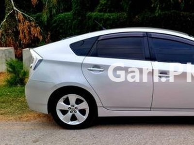 Toyota Prius G Touring Selection Leather Package 1.8 2010 for Sale in Peshawar