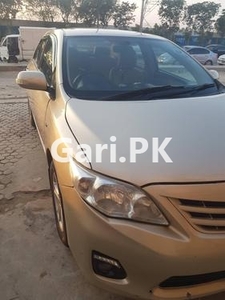 Toyota Corolla GLi Automatic 1.6 VVTi 2012 for Sale in Karachi
