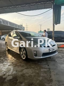 Toyota Prius 2010 for Sale in Peshawar