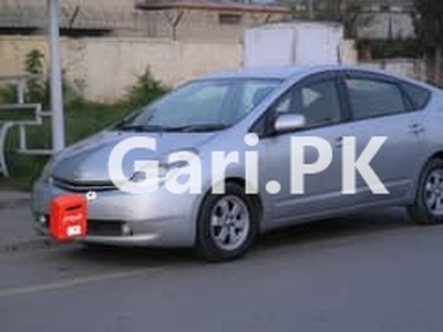 Toyota Prius 2011 for Sale in Taxila