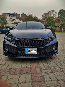 Honda Civic 1.8 2019 Total Genuine