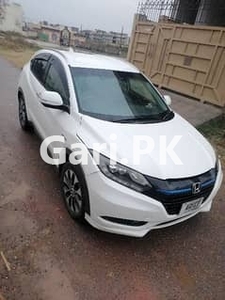 Honda Vezel 2014 for Sale in Islamabad
