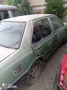nissan sunny 1985 my contact number 03009270896
