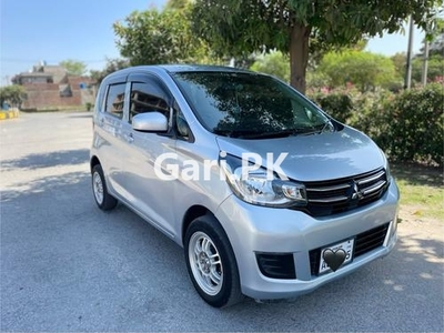 Mitsubishi Ek Wagon G Safety Plus Edition 2017 for Sale in Lahore