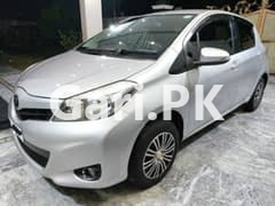 Toyota Vitz 2013 for Sale in Lahore