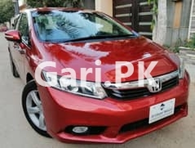 Honda Civic Prosmetic 2015 for Sale in Karachi•