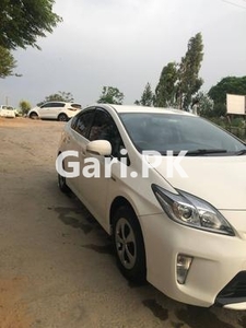 Toyota Prius 2014 for Sale in Islamabad