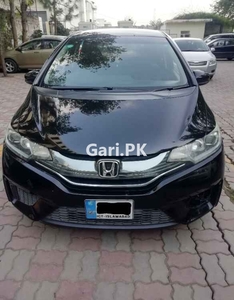Honda FIT HYBRID 2014 for Sale in Islamabad
