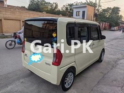 Daihatsu Tanto Custom X Limited SA III 2015 for Sale in Peshawar