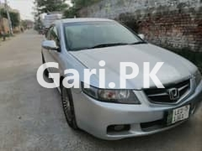 Honda Accord 2004 for Sale in Canal Point Housing Scheme