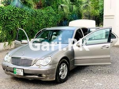 Mercedes Benz C Class 2003 for Sale in Lahore