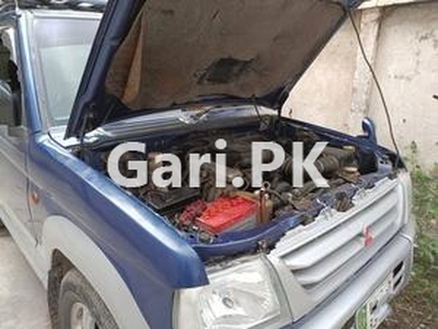 Mitsubishi Pajero Mini 2000 for Sale in Islamabad