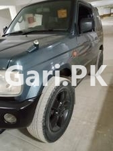 Mitsubishi Pajero Mini 2000 for Sale in Karachi