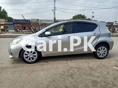 Toyota Aqua 2014 for Sale in Chak Shahzad