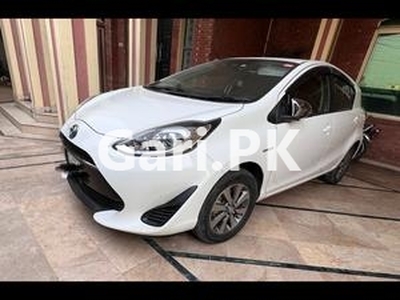 Toyota Aqua S 2018 for Sale in Sialkot