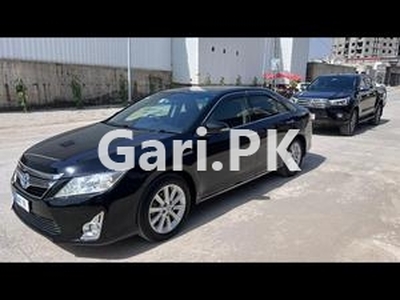 Toyota Camry Hybrid 2012 for Sale in Islamabad