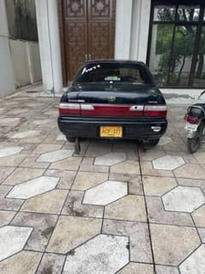Toyota Corolla 2.0 D 2000 for Sale in Johar Town Phase 1