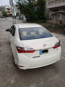 Toyota Corolla GLI 2018 for Sale in Islamabad Expressway