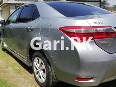 Toyota Corolla GLi Automatic 1.3 VVTi 2015 for Sale in Abbottabad