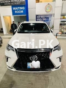 Toyota Fortuner 2020 for Sale in Bahria Town