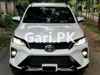 Toyota Fortuner 2022 for Sale in Sargodha