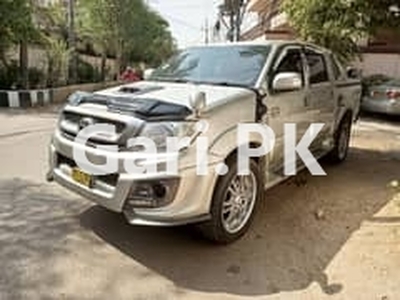 Toyota Hilux 2011 for Sale in Gulshan-e-Iqbal