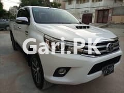 Toyota Hilux 2017 for Sale in PECHS