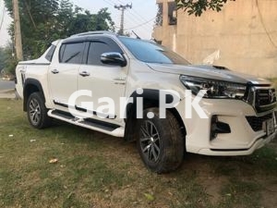 Toyota Hilux Revo V Automatic 3.0 2019 for Sale in Lahore