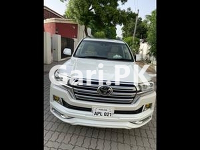 Toyota Land Cruiser AX 2016 for Sale in Sialkot