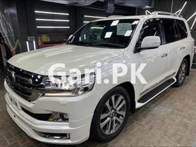 Toyota Land Cruiser ZX 2016 for Sale in Karachi