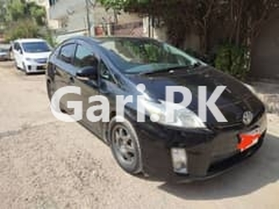 Toyota Prius 2010 for Sale in Gulshan-e-Iqbal Town