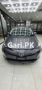 Toyota Prius 2017 for Sale in DHA Bahawalpur