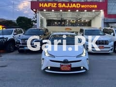 Toyota Prius 2019 for Sale in Johar Town