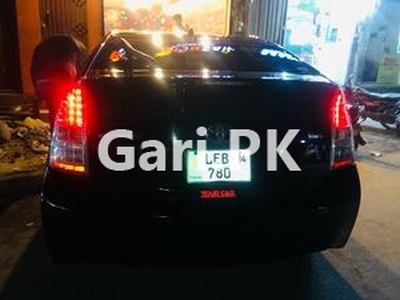 Toyota Prius G 1.8 2014 for Sale in Gojra