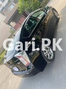 Toyota Prius G LED Edition 1.8 2014 for Sale in Lahore
