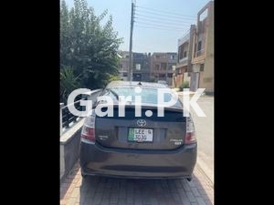 Toyota Prius S 1.5 2008 for Sale in Lahore