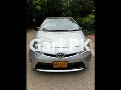 Toyota Prius S LED Edition 1.8 2012 for Sale in Karachi