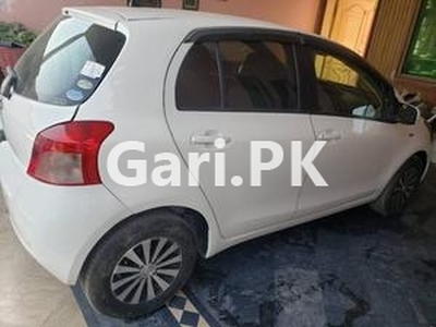 Toyota Vitz 2007 for Sale in Lahore