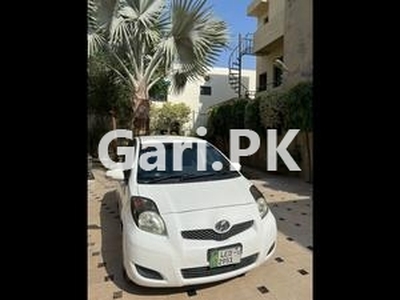 Toyota Vitz F 1.0 2010 for Sale in Lahore