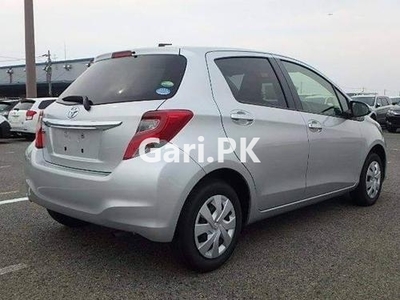 Toyota Vitz F 1.0 2015 for Sale in Islamabad