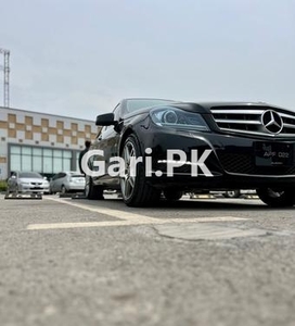 Mercedes Benz C Class C180 2011 for Sale in Peshawar