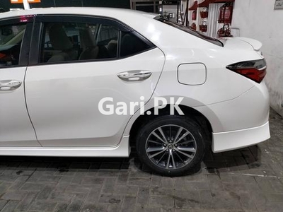 Toyota Corolla Altis Grande X CVT-i 1.8 Beige Interior 2022 for Sale in Lahore