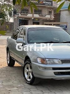 Toyota Corolla GLi Special Edition 1.6 2001 for Sale in Chakwal