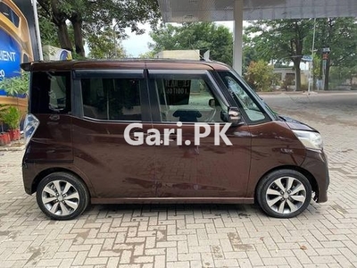 Mitsubishi EK Custom 2014 for Sale in Lahore