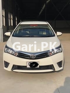 Toyota Corolla GLI 2015 for Sale in Bhakkar