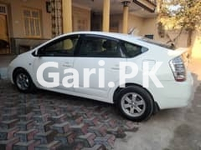 Toyota Prius 2007 for Sale in Peshawar